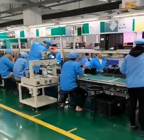 深圳工厂招工困局 老板喊话中介严把入口关，基础软件服务背后的用工隐忧